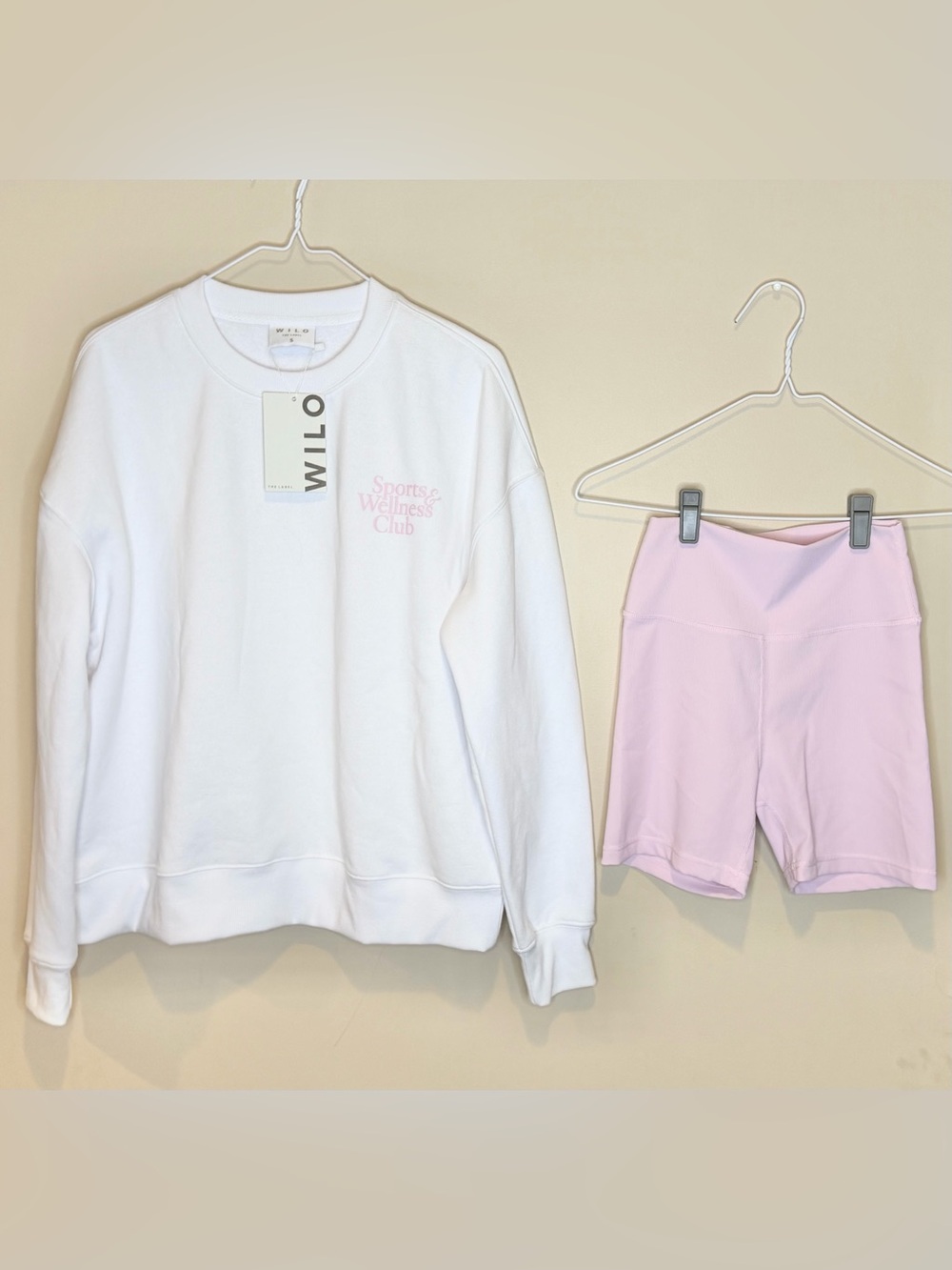WILO The Label Sports & Wellness Club Sweatshirt & Bike Shorts SET - Picture 4 of 13